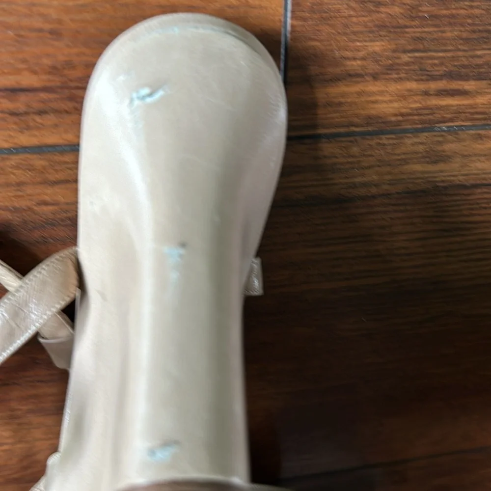 👠👠Donna Karan Open Toe Wedges👠👠